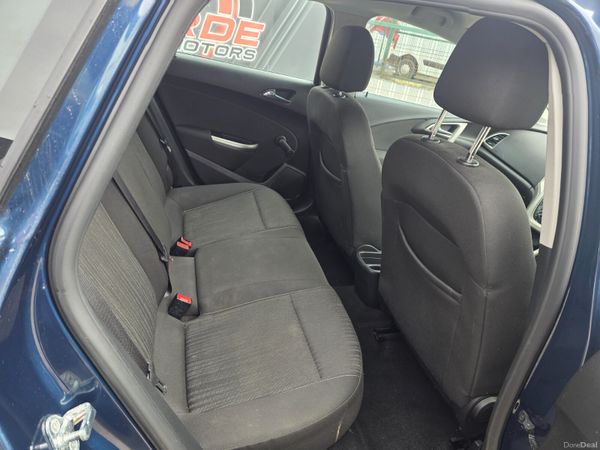 Opel Astra 1.4 petrol 2012 388011795