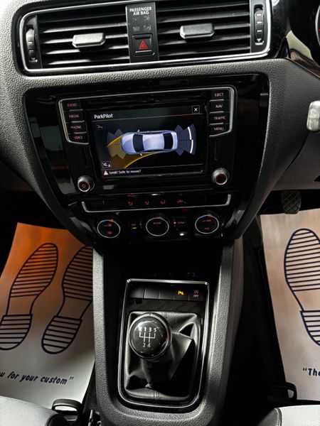 2017 Volkswagen Jetta - 100KM - NCT 07/27 - 388030007