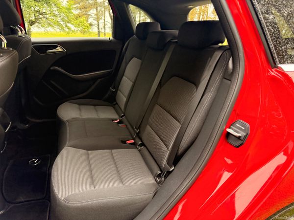 Mercedes-Benz B-Class 2016 Auto 388034573
