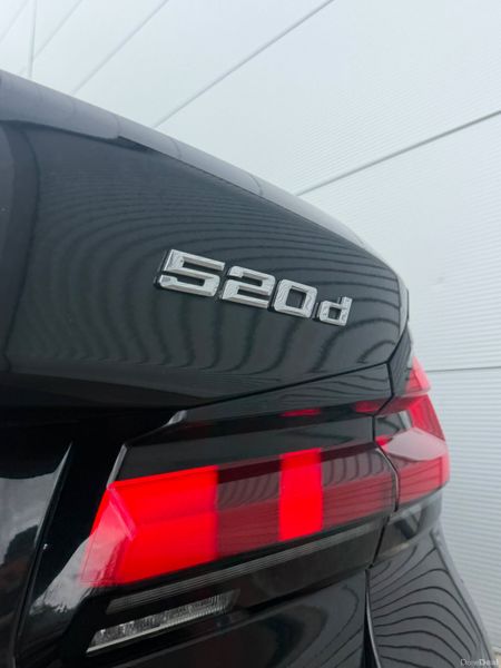BMW 520d G30 SE 211 388039823