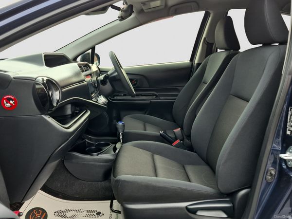 2017 TOYOTA AQUA 1.5 HYBRID AUTO **FINANCE** 388143925