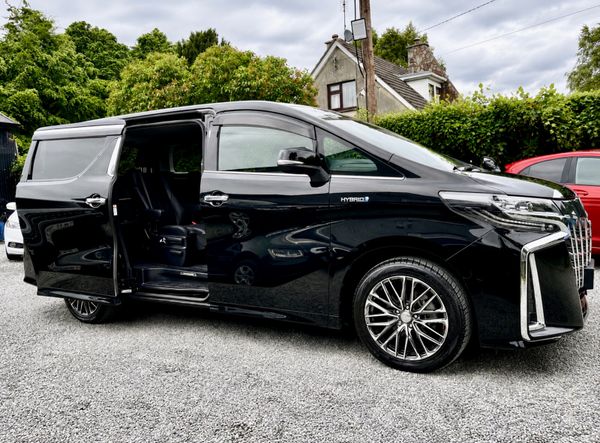 19 Toyota Alphard Hybrid Executive E-Four 4WD 388167167