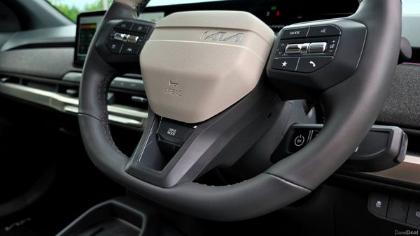 🔥2025 Kia EV3 GT-Line - Long Range 81.4kWh 388192559