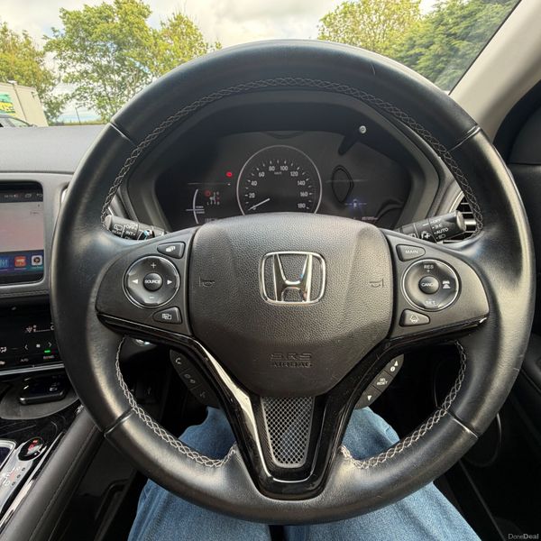 Honda Vezel 2017 Hybrid Low Mileage 388100015
