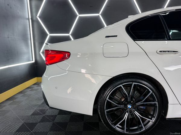◼️2018 BMW 530e M-SPORT◼️ 388106813