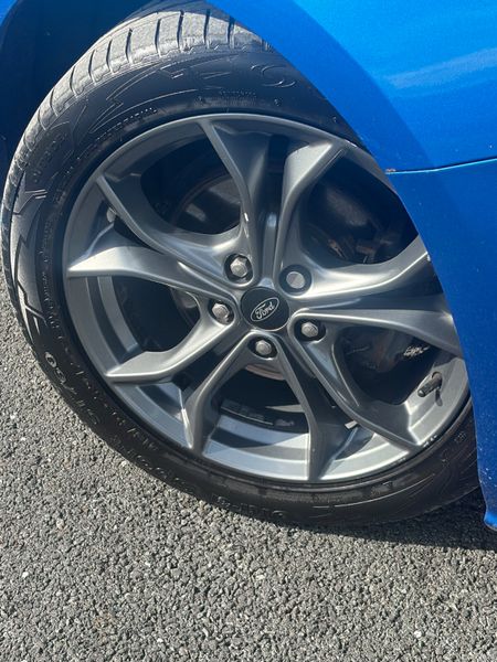 Ford Focus 2020 ST Line 388117523