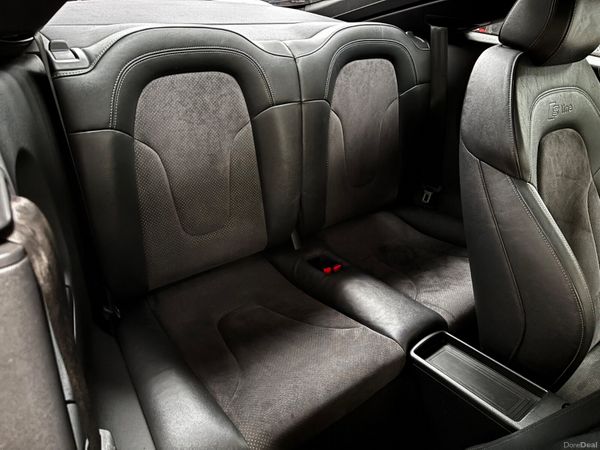2011 Audi TT QUATTRO - STUNNING CAR - 388137741