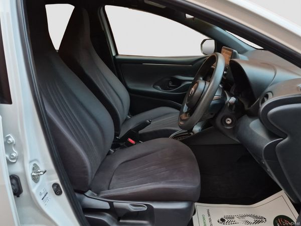 2020 TOYOTA YARIS 1.5 PETROL HYBRID AUTO *FINANCE* 388276449
