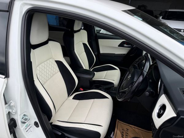 2016 Toyota Auris Hybrid Automatic 388279849