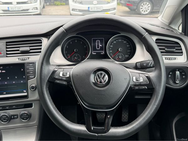 Volkswagen Golf LOW MILEAGE High Spec Auto 388282865