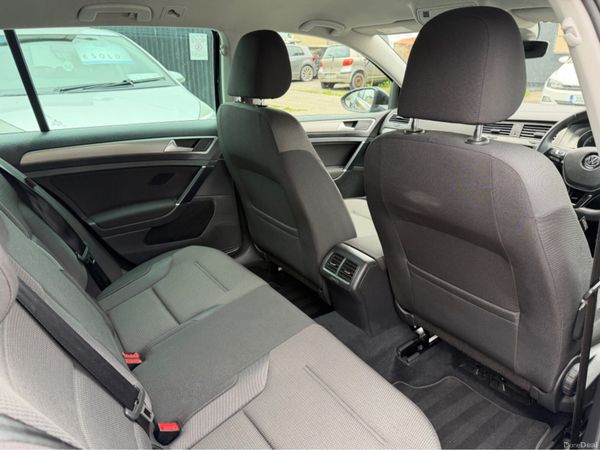 Volkswagen Golf LOW MILEAGE High Spec Auto 388282871