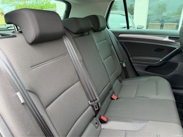 Volkswagen Golf LOW MILEAGE Highline Automatic 388282879