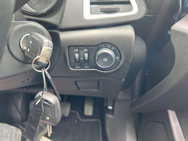 Opel Astra 2014, new Nct 388218595