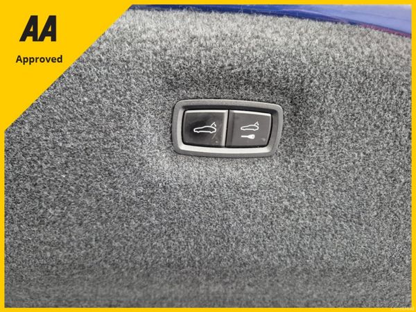 Porsche Taycan Performance Battery Plus 476BHP 388225603