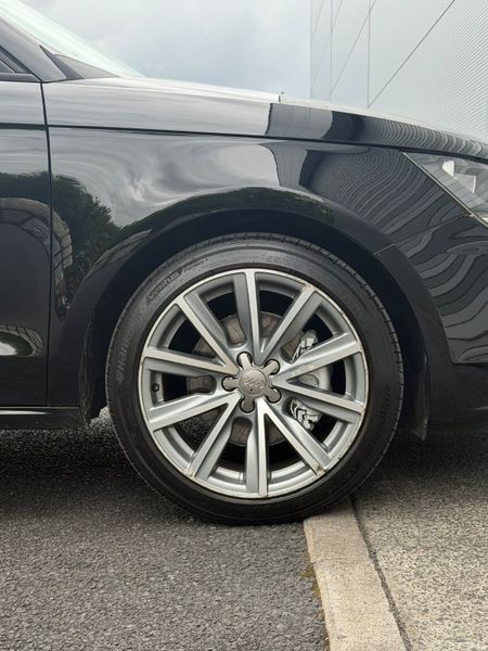 Audi A1 2014 1.6 TDI 388229675
