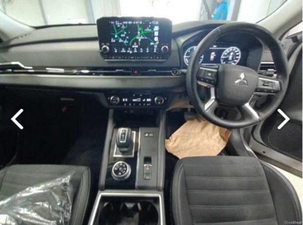 2023 Mitsubishi Outlander 2.4 Plug in hybrid 388368061