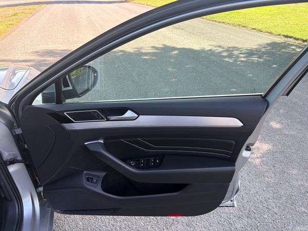 Volkswagen Passat 2021 Elegance 2.0 TDI 388389173