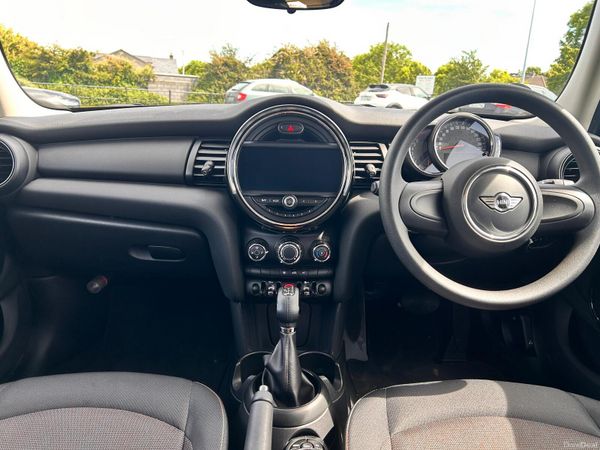 MINI 2018 1.2 PETROL AUTOMATIC 388305927