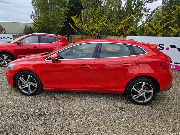 Volvo V40 2016 2.0 Diesel Auto D4 Model New Nct 388310239