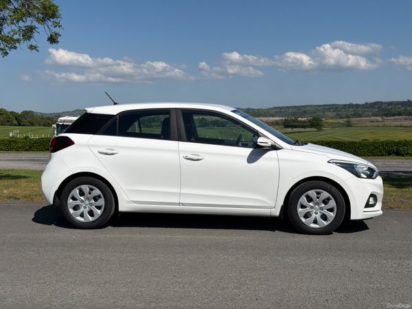 Hyundai i20 2020 Classic 1.2 Low mileage 388441761