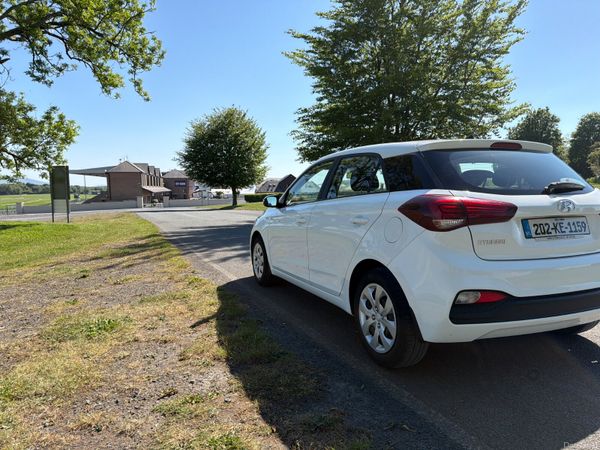Hyundai i20 2020 Classic 1.2 Low mileage 388441831
