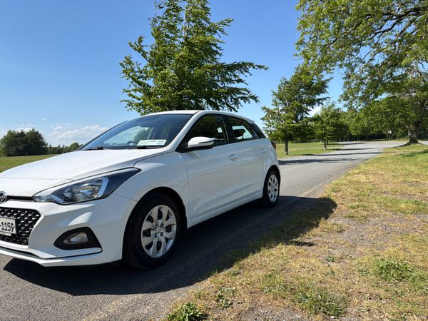 Hyundai i20 2020 Classic 1.2 Low mileage 388441833