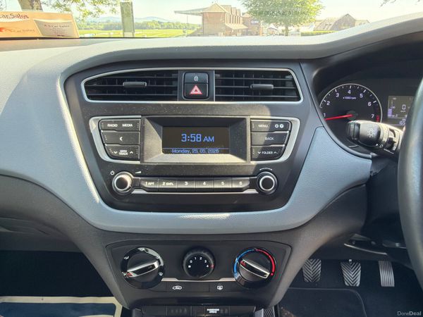 Hyundai i20 2020 Classic 1.2 Low mileage 388442027