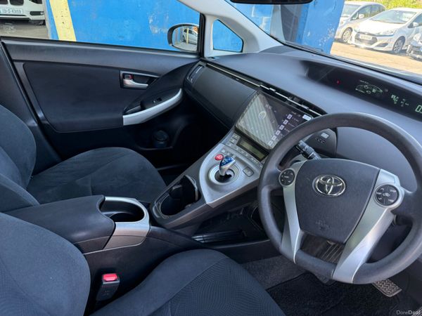 2015 Toyota Prius Hybrid Automatic 388442423