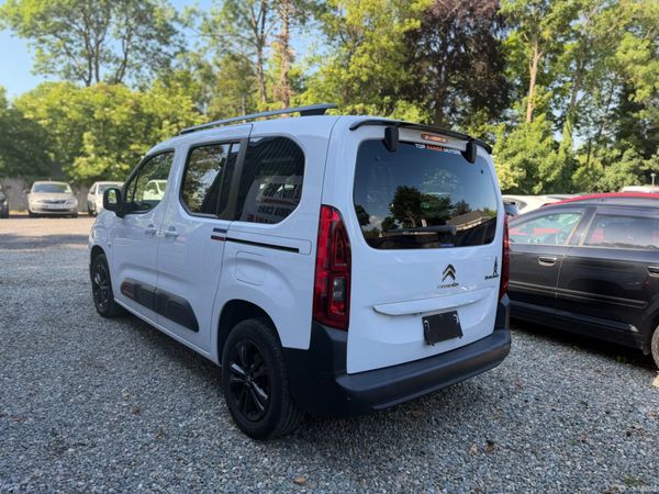 Citroen berlingo white and leather 388469343