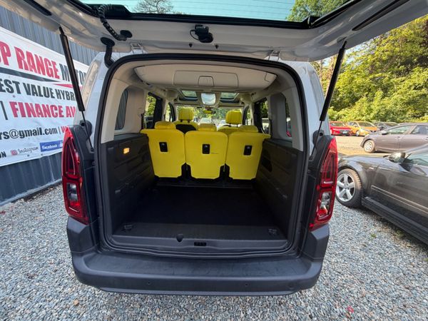Citroen berlingo white and leather 388469347