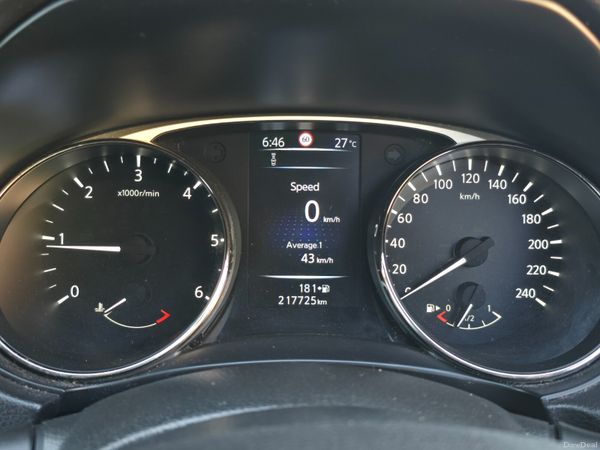 142 Nissan X-Trail 4x4 7 Seats Manual 388474679