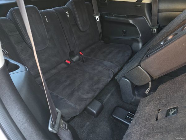 142 Nissan X-Trail 4x4 7 Seats Manual 388474639