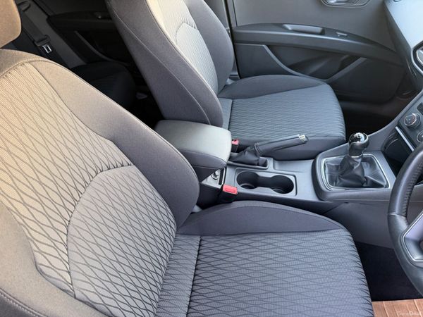 SEAT Leon TDI Estate 388481429