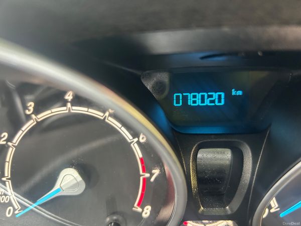 Ford Fiesta 2015 (NCT 06/27. TAX 01/27) 388486001