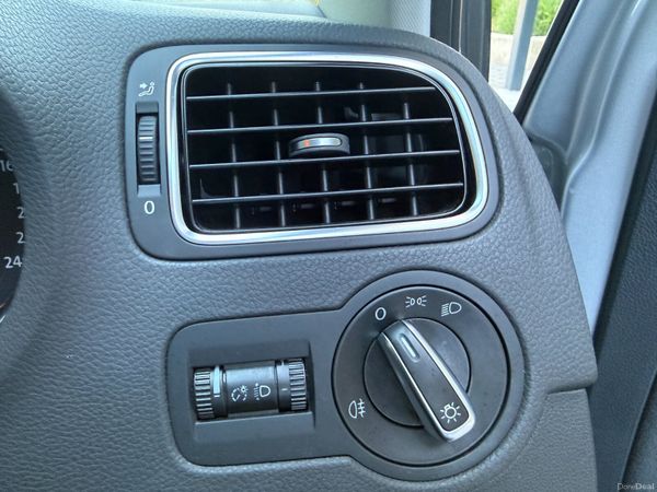 Volkswagen Polo 2013 388489953
