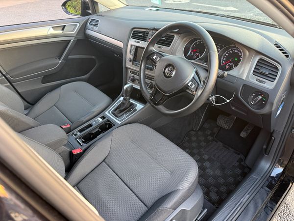 Volkswagen Golf 2015 388490045