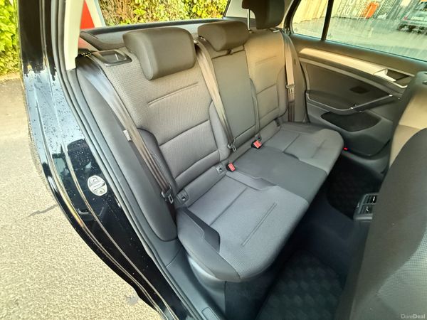 Volkswagen Golf 2015 388490067