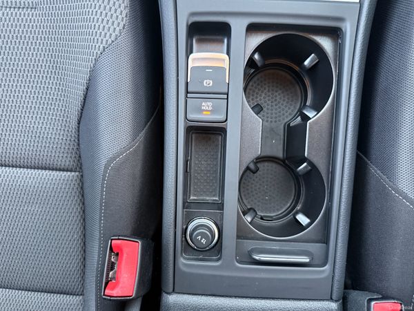 Volkswagen Golf 2015 388490131