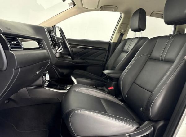 2018 Mitsubishi Outlander 2.0 Petrol Plug in Hybri 388401269