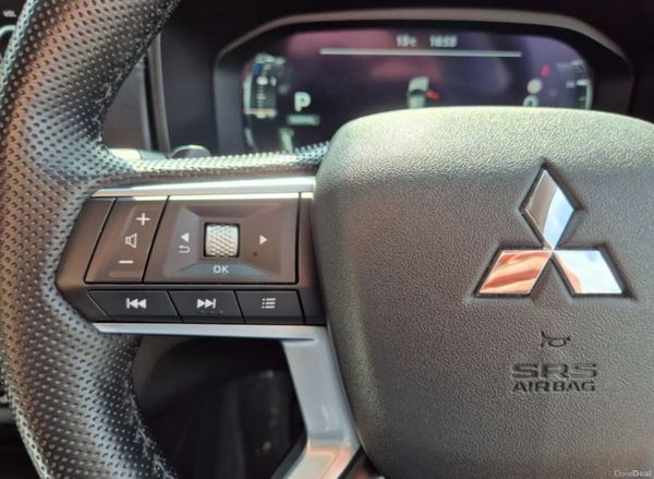 2018 Mitsubishi Outlander 2.0 Petrol Plug in Hybri 388401283