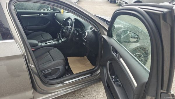 Audi A3 1.6 TDI Auto 388543001