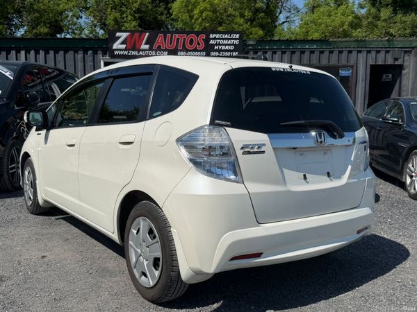 12 HONDA FIT HYBRID 388543369