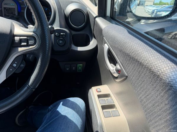 11 HONDA FIT HYBRID 388547355