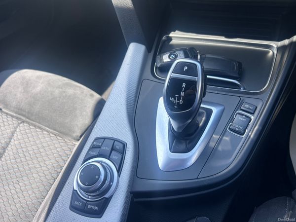 2016 BMW 320d F30 M SPORT AUTO 388570363