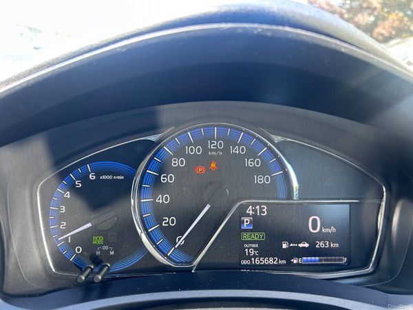 2017 TOYOTA COROLLA FIELDER ESTATE HYBRID AUTO 388572365