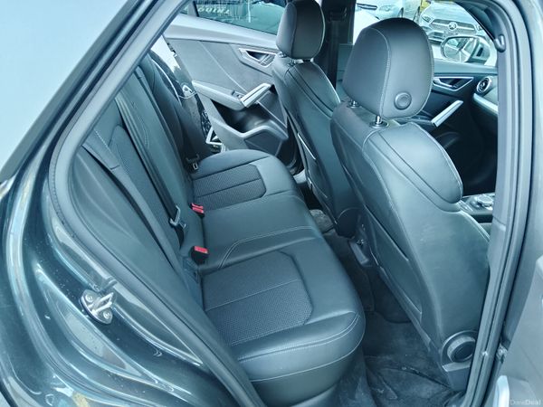 Audi SQ2 388584269