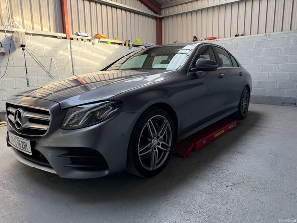 Mercedes-Benz E-Class 2017      E220 AMG LINE ! 388591071