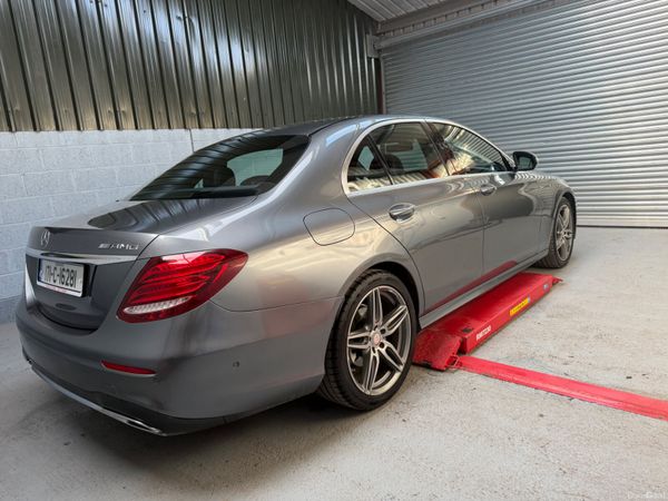 Mercedes-Benz E-Class 2017      E220 AMG LINE ! 388591079