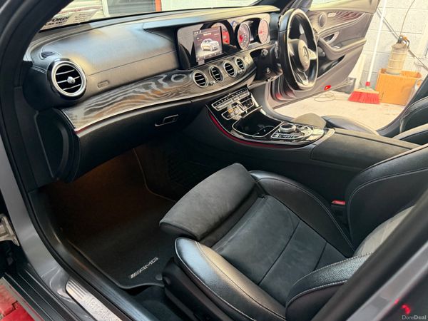 Mercedes-Benz E-Class 2017      E220 AMG LINE ! 388591099