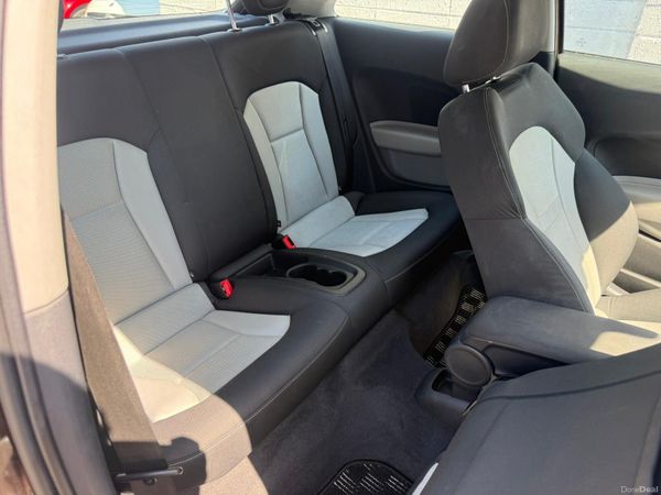 Audi A1 2012 388592391